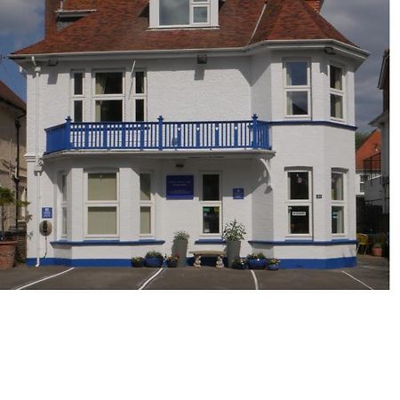 Southern Breeze Lodge - Adults Only Bournemouth Exterior foto