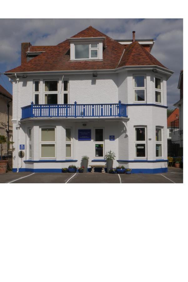 Southern Breeze Lodge - Adults Only Bournemouth Exterior foto